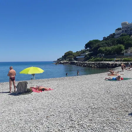 Apartment Climatisee, Belle Vue, 5min De La Plage. Roquebrune-Cap-Martin
